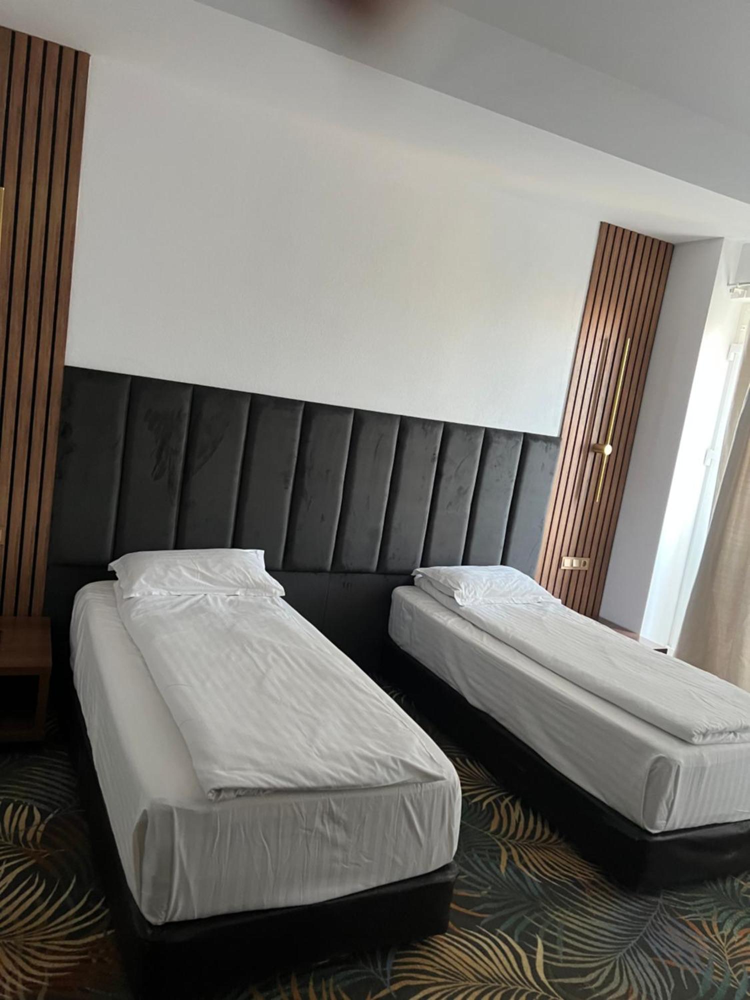 Hotel Sydney Craiova Ngoại thất bức ảnh