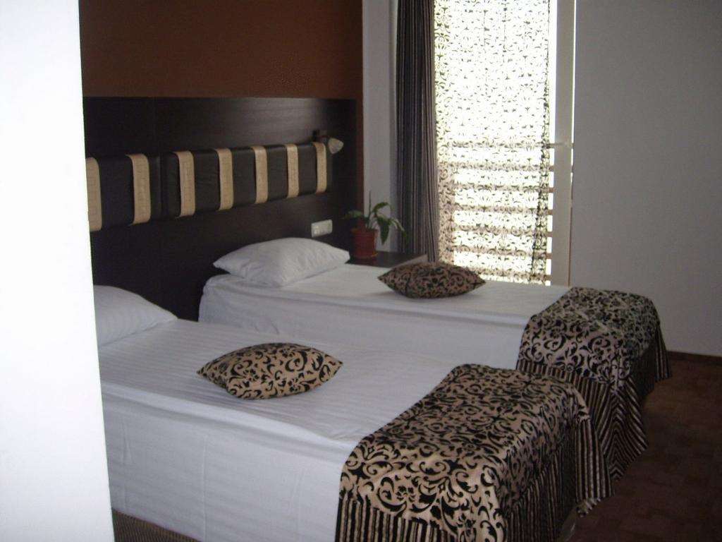 Hotel Sydney Craiova Phòng bức ảnh