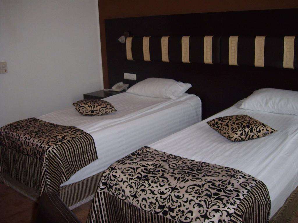 Hotel Sydney Craiova Phòng bức ảnh